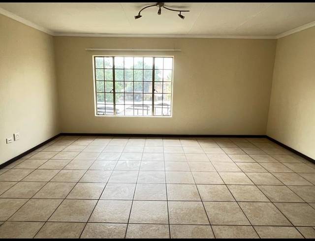 2 BEDROOM APARTMENT FOR SALE IN NORTHGATE